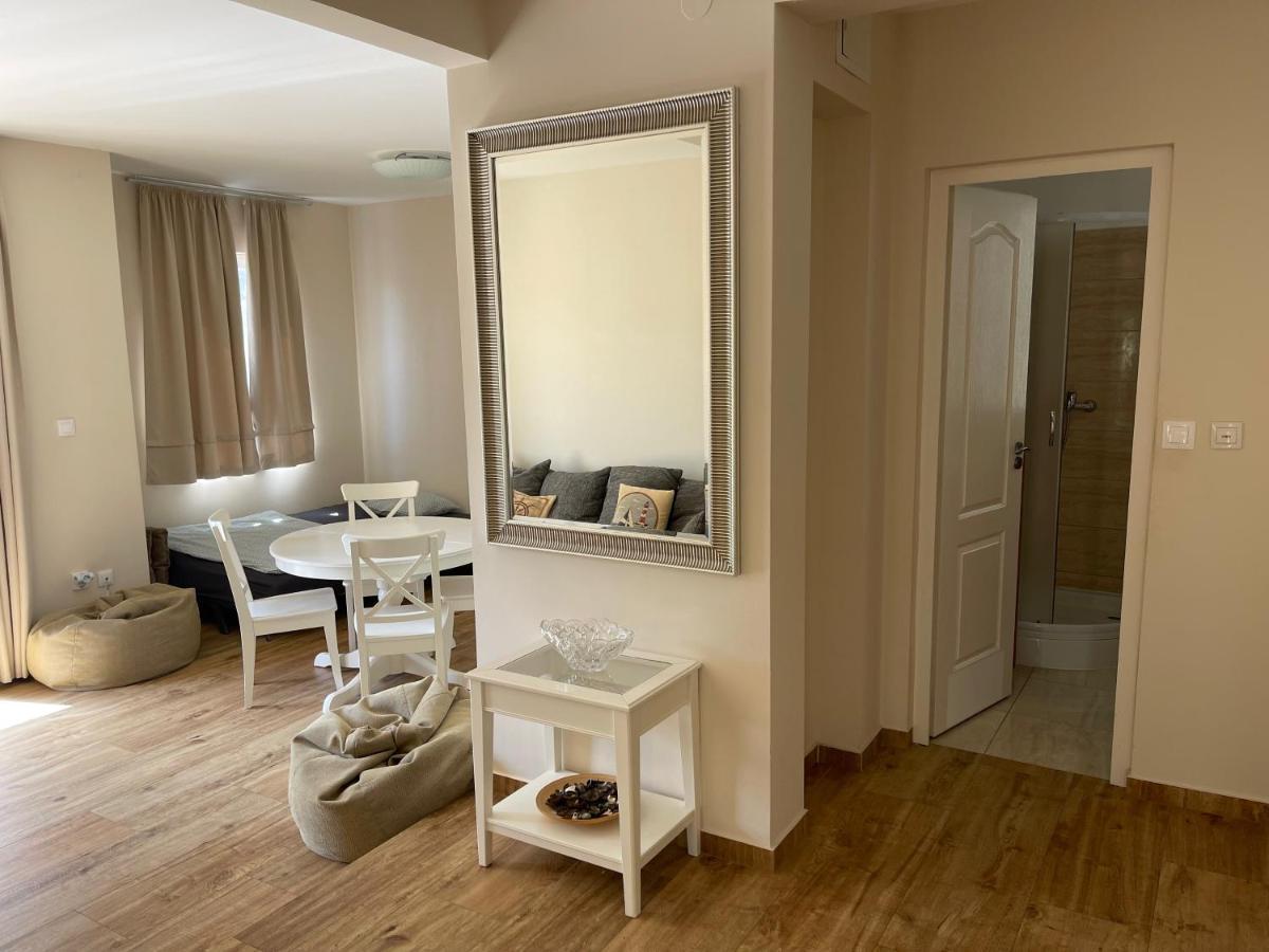 Apartments Paradise Жаборич Экстерьер фото